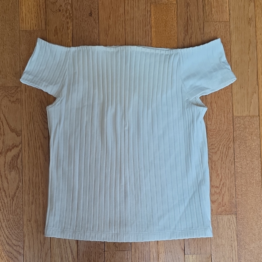 Banana Republic Off Shoulder With Transition Crew, Size Small, New With Tags